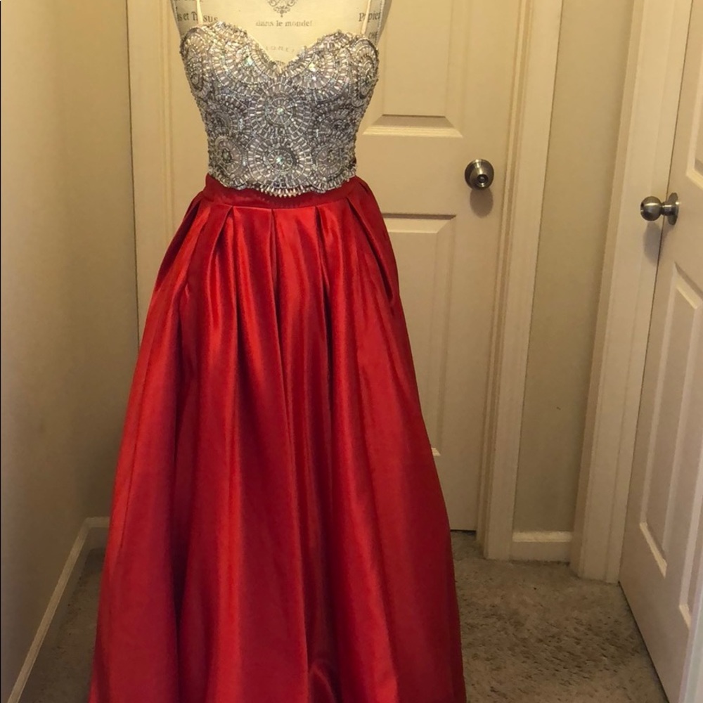 Prom dress